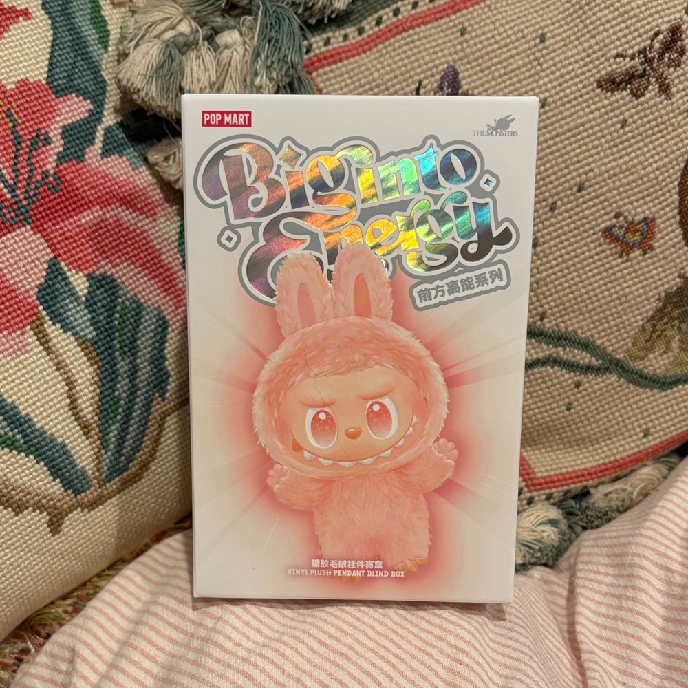 100% Authentic UNOPENED Pop Mart Labubu - Big Into Energy LOVE